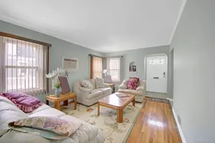 409 St Agnes Pl, Franklin Square, NY 11010 - Photo 6