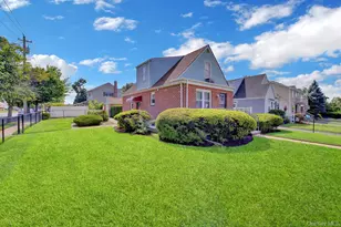 409 St Agnes Pl, Franklin Square, NY 11010 - Photo 4