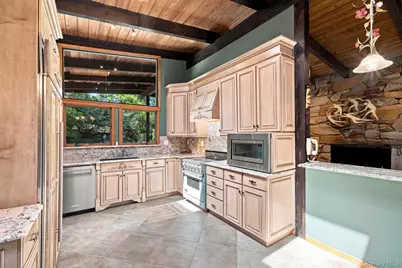 [Address not provided], Smithtown, NY 11787 - Photo 40