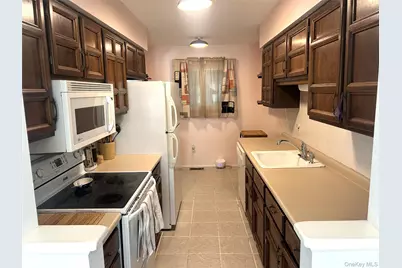 63 Sycamore Drive #63, Middletown, NY 10940 - Photo 8
