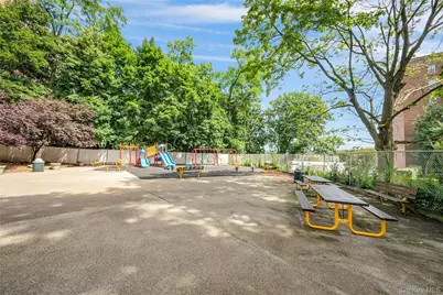5610 Netherland Avenue #1G, Bronx, NY 10471 - Photo 36