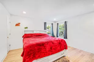 5 Curtis Ct, Mastic, NY 11950 - Photo 12