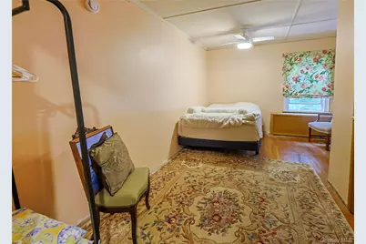1085 Violet Avenue, Hyde Park, NY 12538 - Photo 18