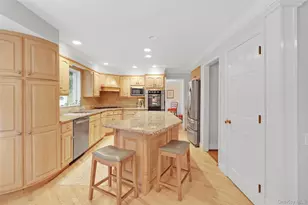 180 Somerstown Rd, Millwood, NY 10546 - Photo 10