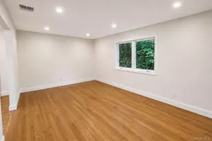 441 Roslyn Rd, East Williston, NY 11596 - Photo 24