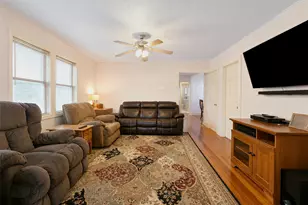 170 Woodycrest Dr, Farmingville, NY 11738 - Photo 6
