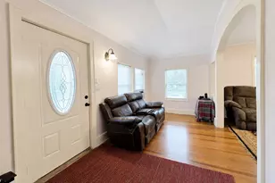 170 Woodycrest Dr, Farmingville, NY 11738 - Photo 4