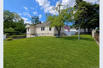 170 Woodycrest Drive, Farmingville, NY 11738 - Photo 2