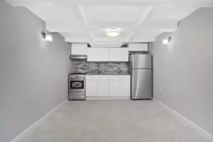 169 Santa Barbara, Lindenhurst, NY 11757 - Photo 6