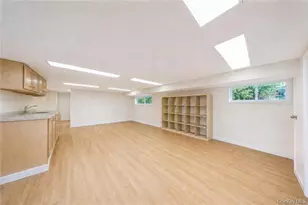 1024 68th St, Brooklyn, NY 11219 - Photo 16