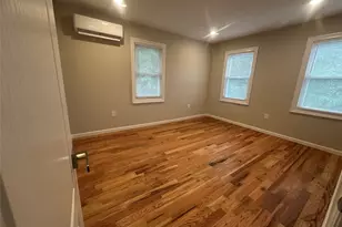 243-61 Mayda Rd, Rosedale, NY 11422 - Photo 8