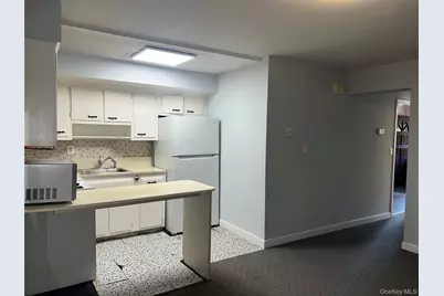 2545 Hollers Avenue, Bronx, NY 10475 - Photo 24