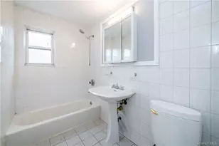 2545 Hollers Ave, Bronx, NY 10475 - Photo 18