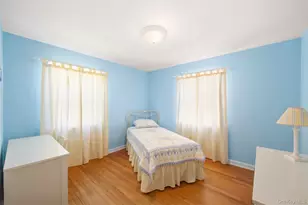 573 Grove Pl, Oceanside, NY 11572 - Photo 10