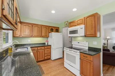 128 Lime Ridge Road, Poughquag, NY 12570 - Photo 12