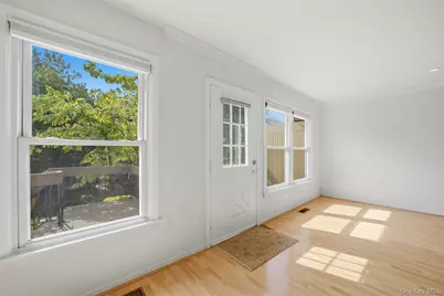 149 Fenimore Road #B2, Mamaroneck, NY 10543 - Photo 4