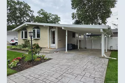 21 Duane Drive, Ronkonkoma, NY 11779 - Photo 2