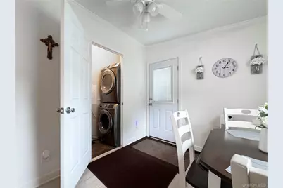 1800 Osborn Ave. Unit 1E Osborn, Riverhead, NY 11901 - Photo 8