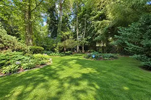 259 Astor Dr, Sayville, NY 11782 - Photo 34