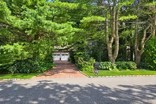 259 Astor Dr, Sayville, NY 11782 - Photo 4