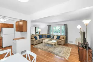 69 Squiretown Rd, Hampton Bays, NY 11946 - Photo 10