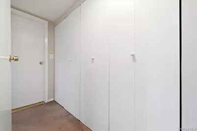 175 Main Avenue #167, Wheatley Heights, NY 11798 - Photo 20