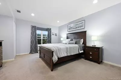 175 Main Avenue #167, Wheatley Heights, NY 11798 - Photo 16