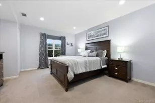 175 Main Ave, Wheatley Heights, NY 11798 - Photo 16