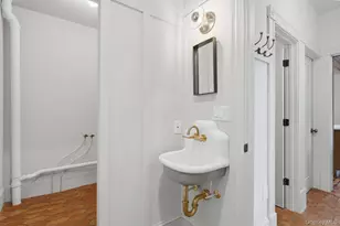 31 Stuyvesant St, Kingston, NY 12401 - Photo 14