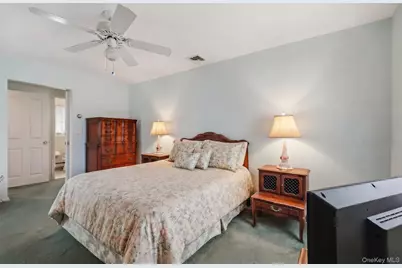 92 Edgewood Drive, Orangeburg, NY 10962 - Photo 20