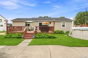 494 N Putnam Ave, Lindenhurst, NY 11757 - Photo 16