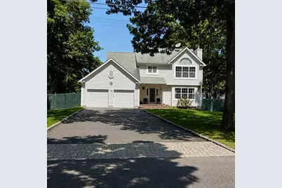 109 Crestwood Drive, Shirley, NY 11967 - Photo 2