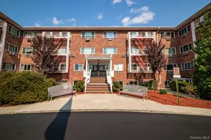 838 Pelhamdale Ave, New Rochelle, NY 10801 - Photo 16