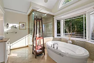 50 Echo Bay Dr, New Rochelle, NY 10805 - Photo 32
