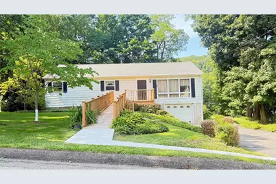 9 Michelle Drive, Newburgh, NY 12550 - Photo 2