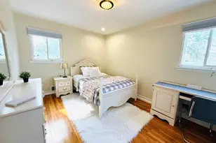 74 Rockland Dr, Jericho, NY 11753 - Photo 10