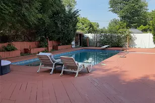 74 Rockland Dr, Jericho, NY 11753 - Photo 14