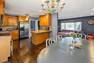 8 Foxwood Ave, Suffern, NY 10901 - Photo 8