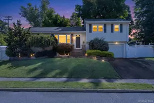 8 Foxwood Ave, Suffern, NY 10901 - Photo 2