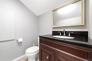 31 Deer Run, East Islip, NY 11730 - Photo 34