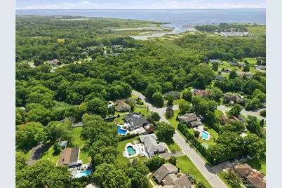 31 Deer Run, East Islip, NY 11730 - Photo 48