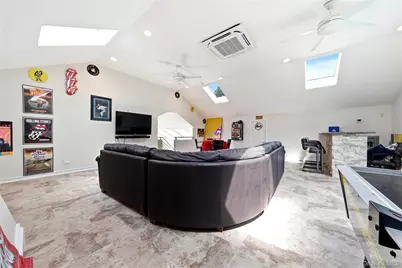 31 Deer Run, East Islip, NY 11730 - Photo 32