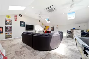31 Deer Run, East Islip, NY 11730 - Photo 32