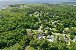 31 Deer Run, East Islip, NY 11730 - Photo 50