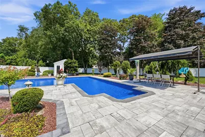 31 Deer Run, East Islip, NY 11730 - Photo 42