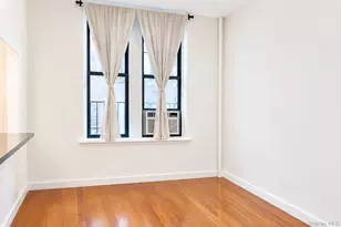 4260 Broadway, New York, NY 10033 - Photo 2