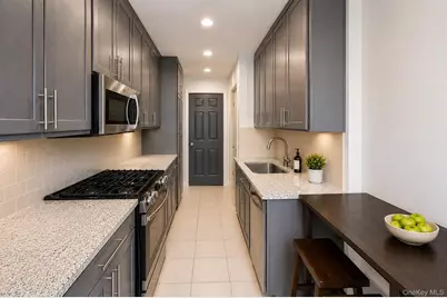 472 Gramatan Avenue #Bldg., 3, Unit L3, Mount Vernon, NY 10552 - Photo 4