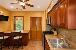 142 Beechwood Ave, Mount Vernon, NY 10553 - Photo 6