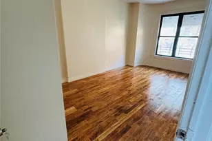 342 E 194th St, Bronx, NY 10458 - Photo 4