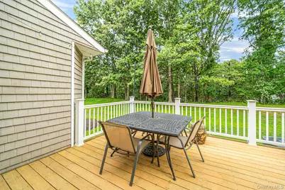 26 Kettle Hole Road, Manorville, NY 11949 - Photo 10